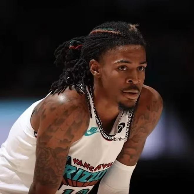 瓦伦西亚奋力反击，实现逆转胜利