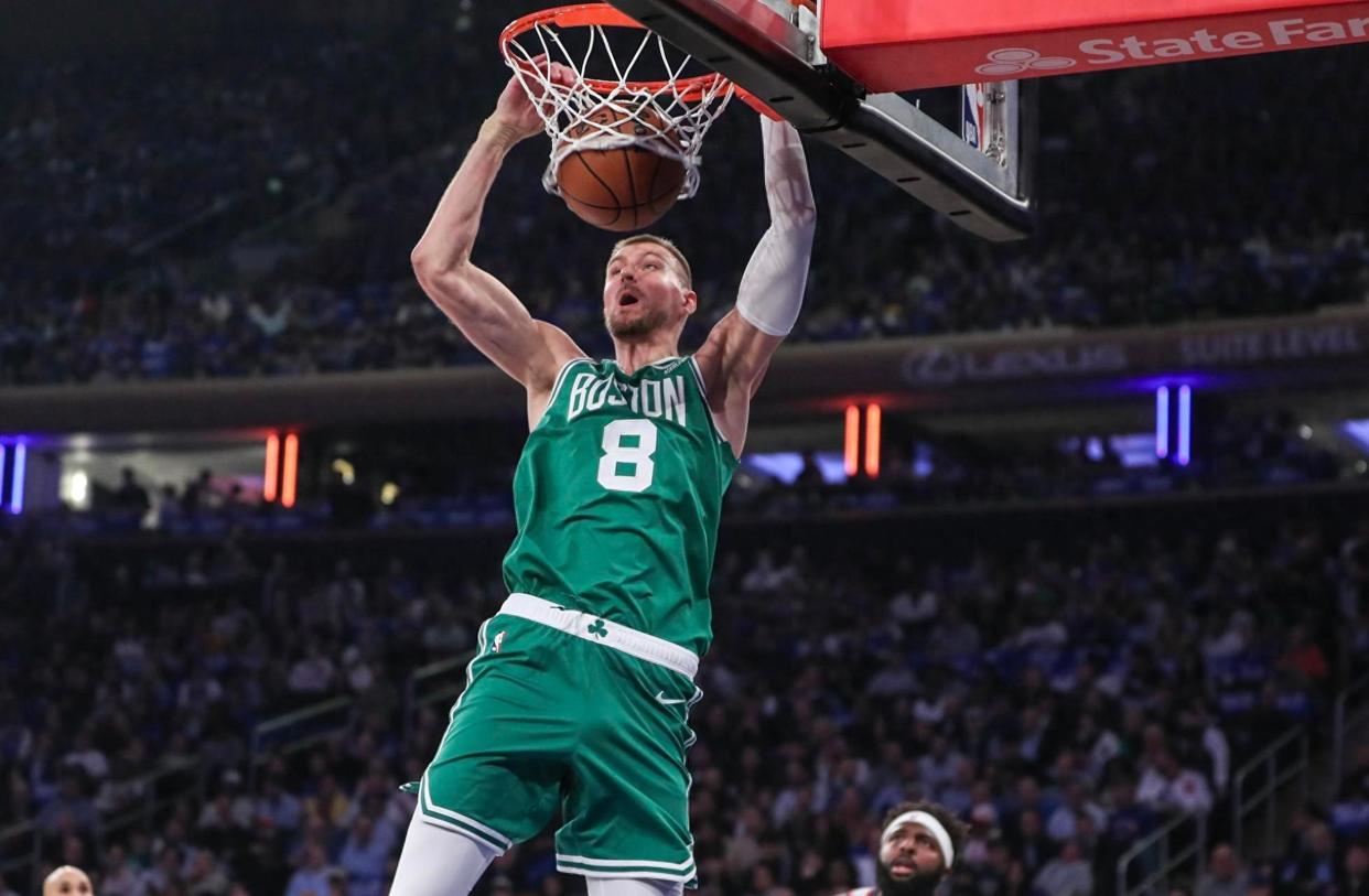 威金斯绝杀时刻，波尔津吉斯点燃赛场，冲击季后赛迎来胜利！的简单介绍