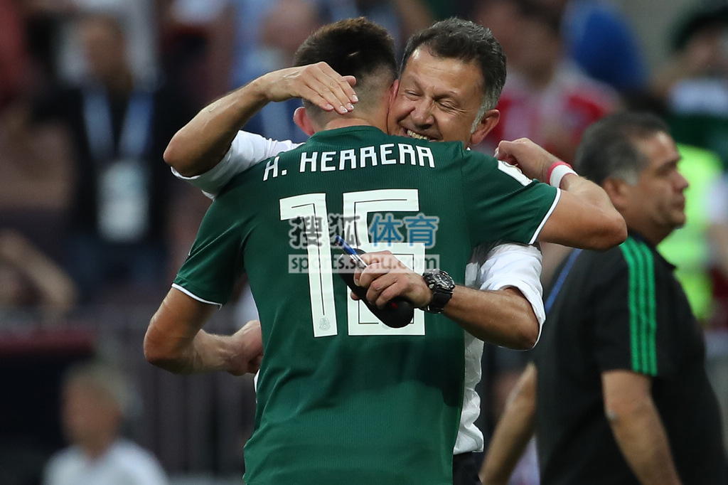 包含李盈莹赛点兑现，利雅得新月淘汰曼联晋级四强，主帅激动落泪的词条